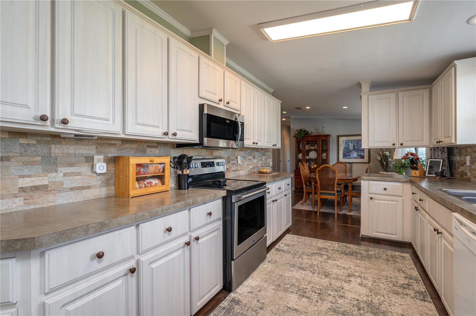 Image 15 of 42 For 8236 Lake Lowery Road