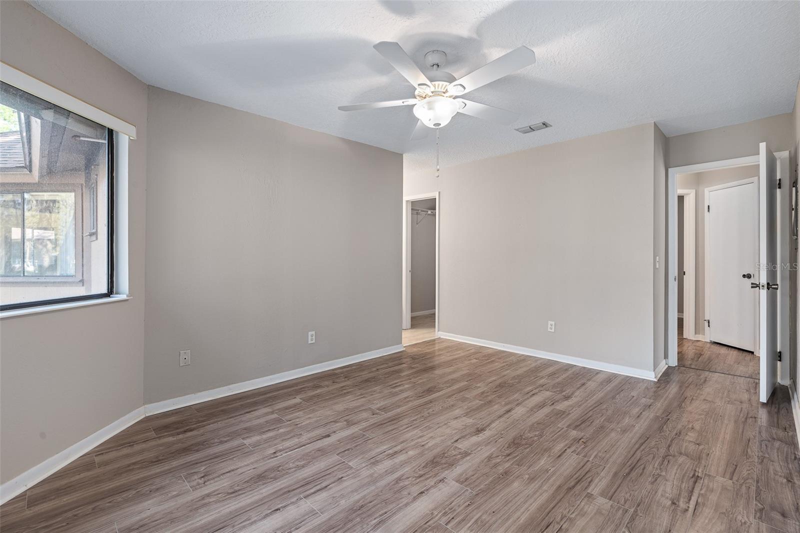 Image 20 of 28 For 22 Pinehurst Place