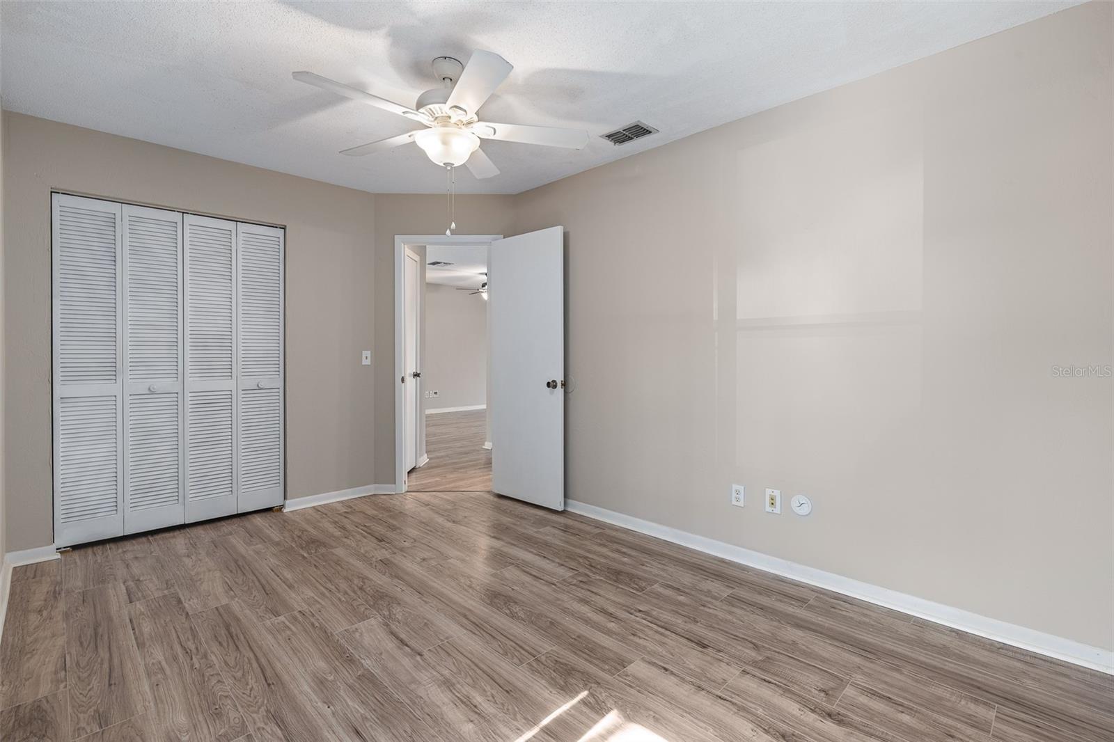 Image 25 of 28 For 22 Pinehurst Place