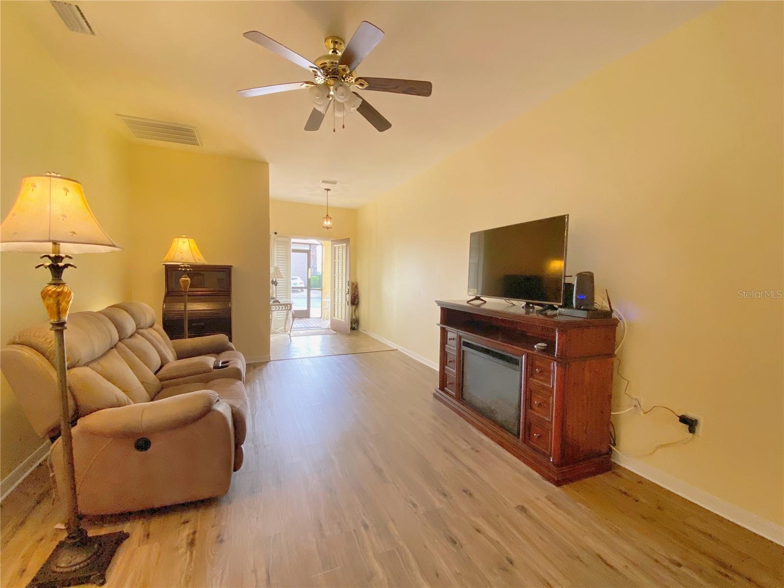 Image 12 of 82 For 4152 Limerick Drive