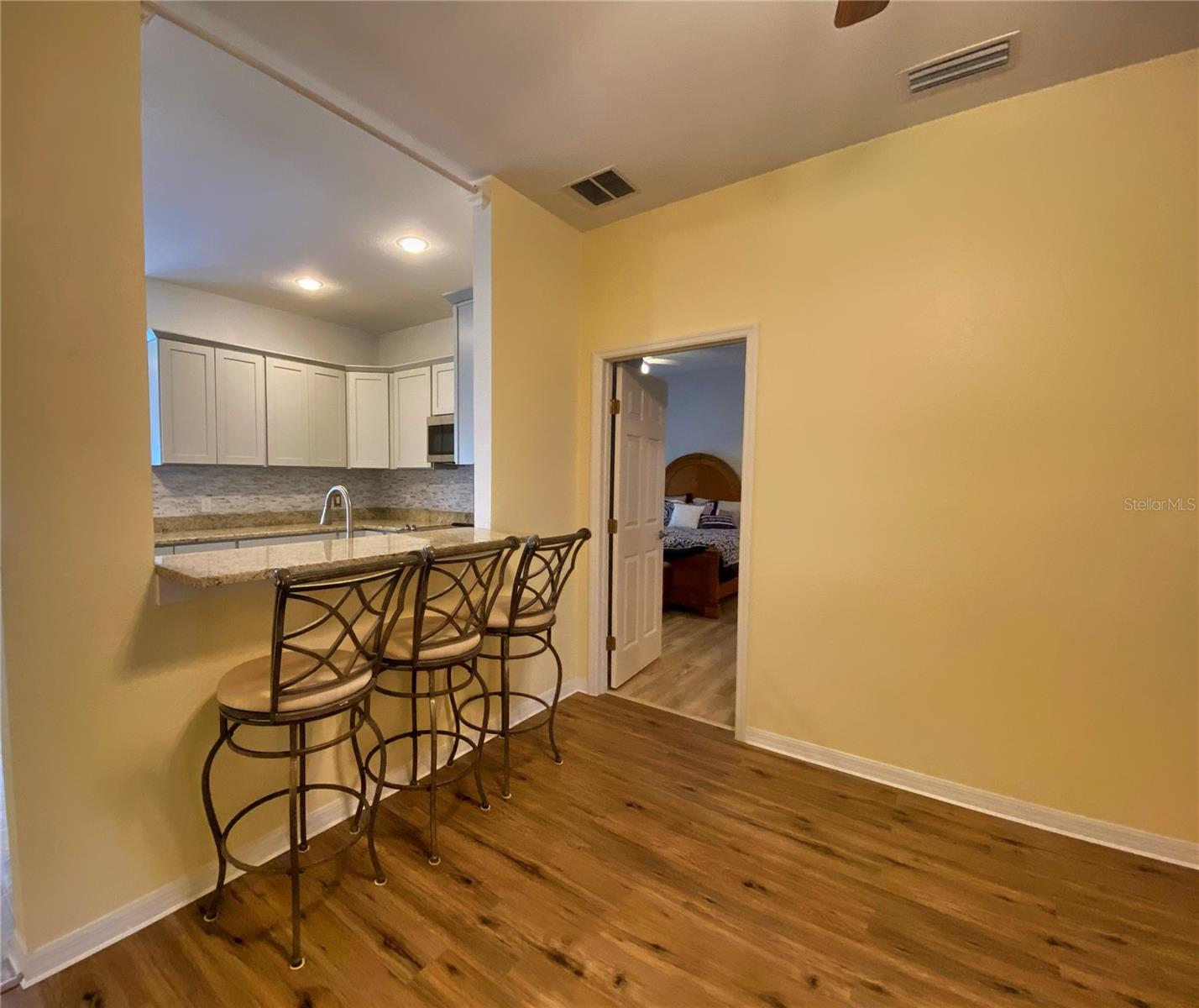 Image 18 of 82 For 4152 Limerick Drive