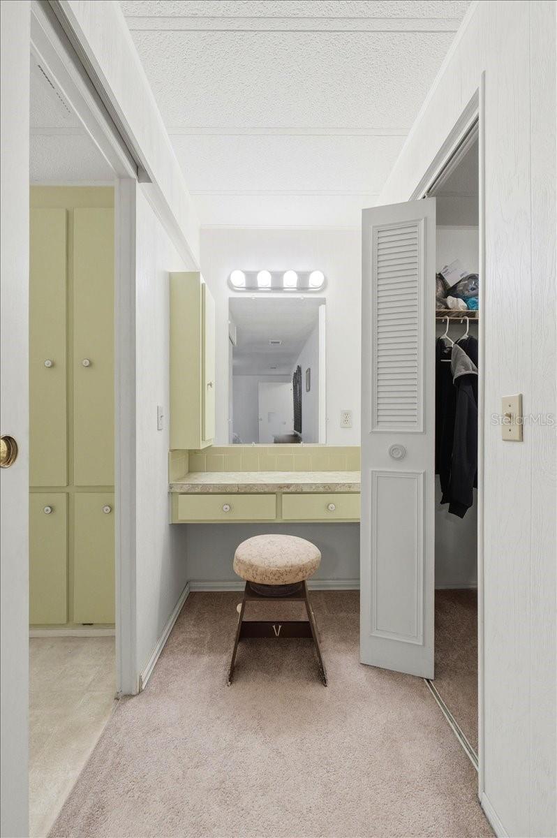 Image 22 of 42 For 41 Woodland Circle