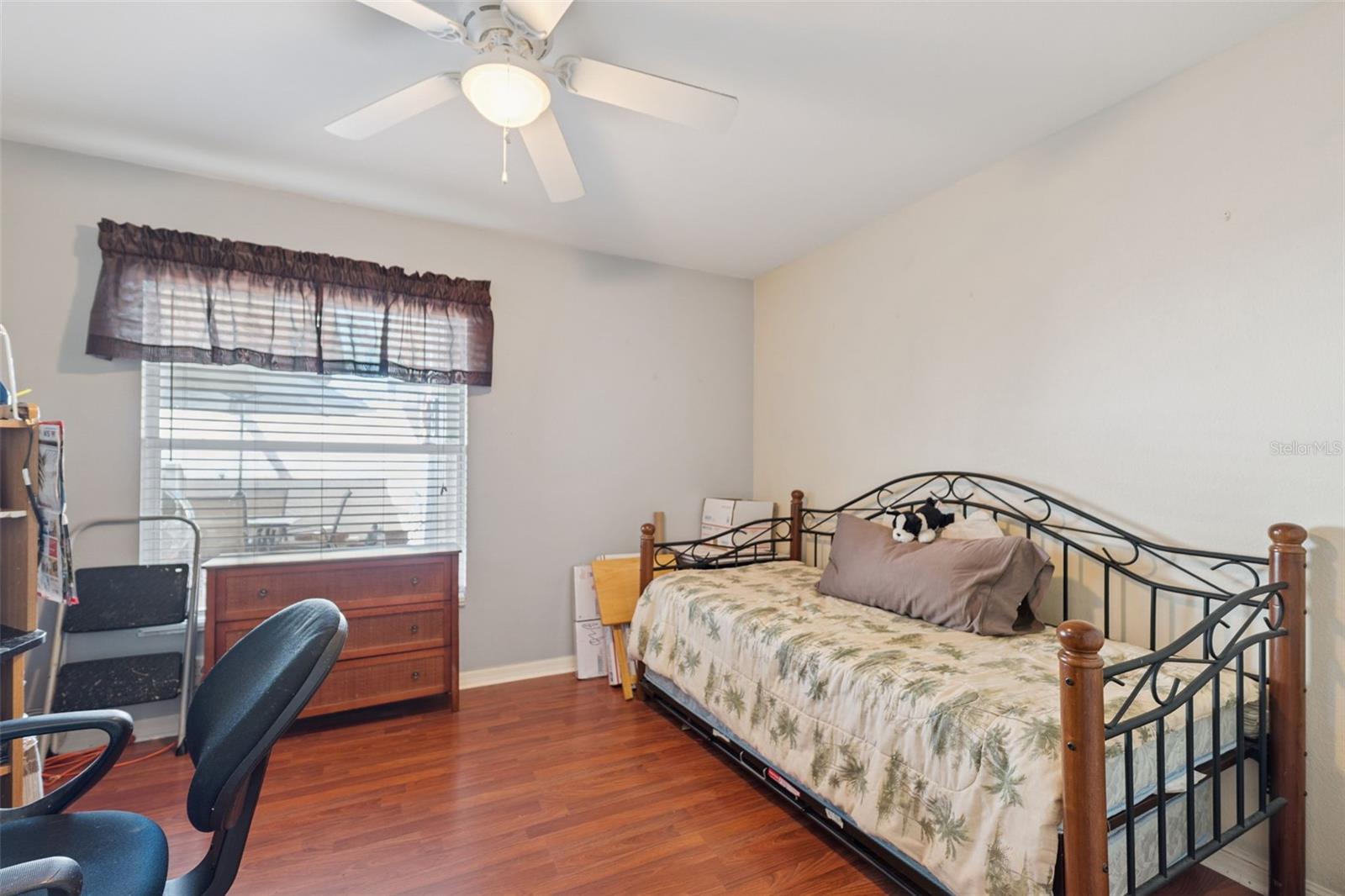 Image 15 of 49 For 304 Lake Suzanne Drive