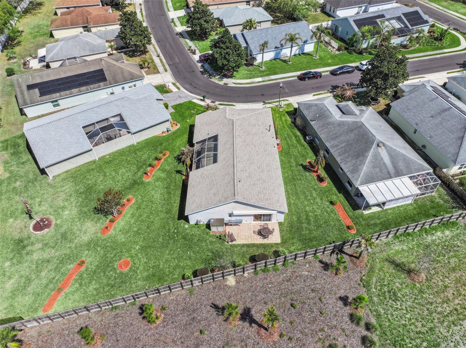 Image 31 of 49 For 304 Lake Suzanne Drive