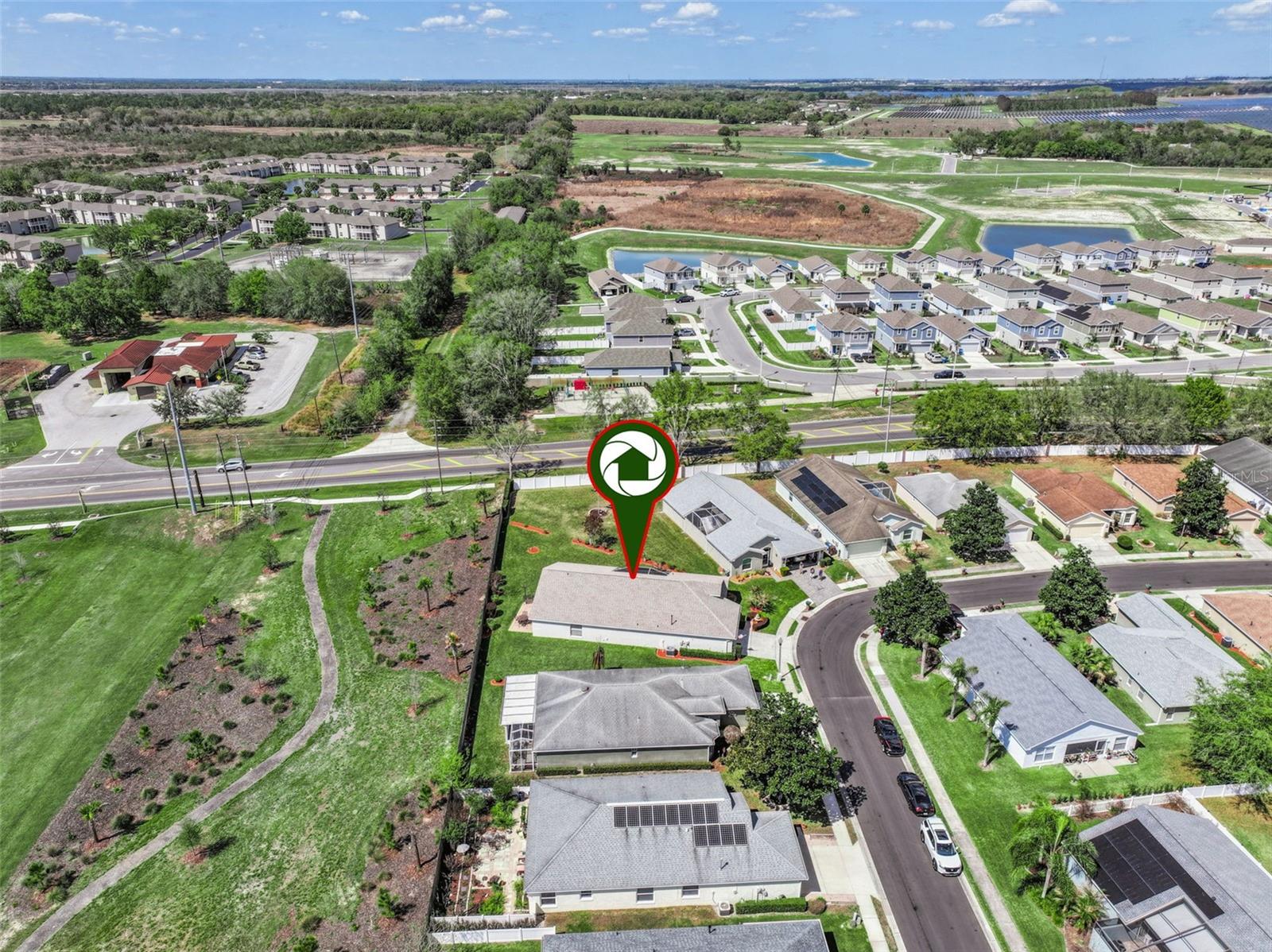 Image 35 of 49 For 304 Lake Suzanne Drive