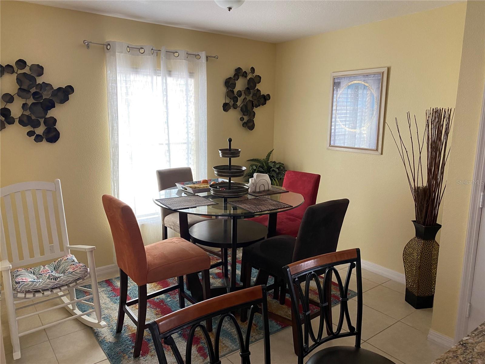 Image 11 of 68 For 1919 Amber Sweet Circle