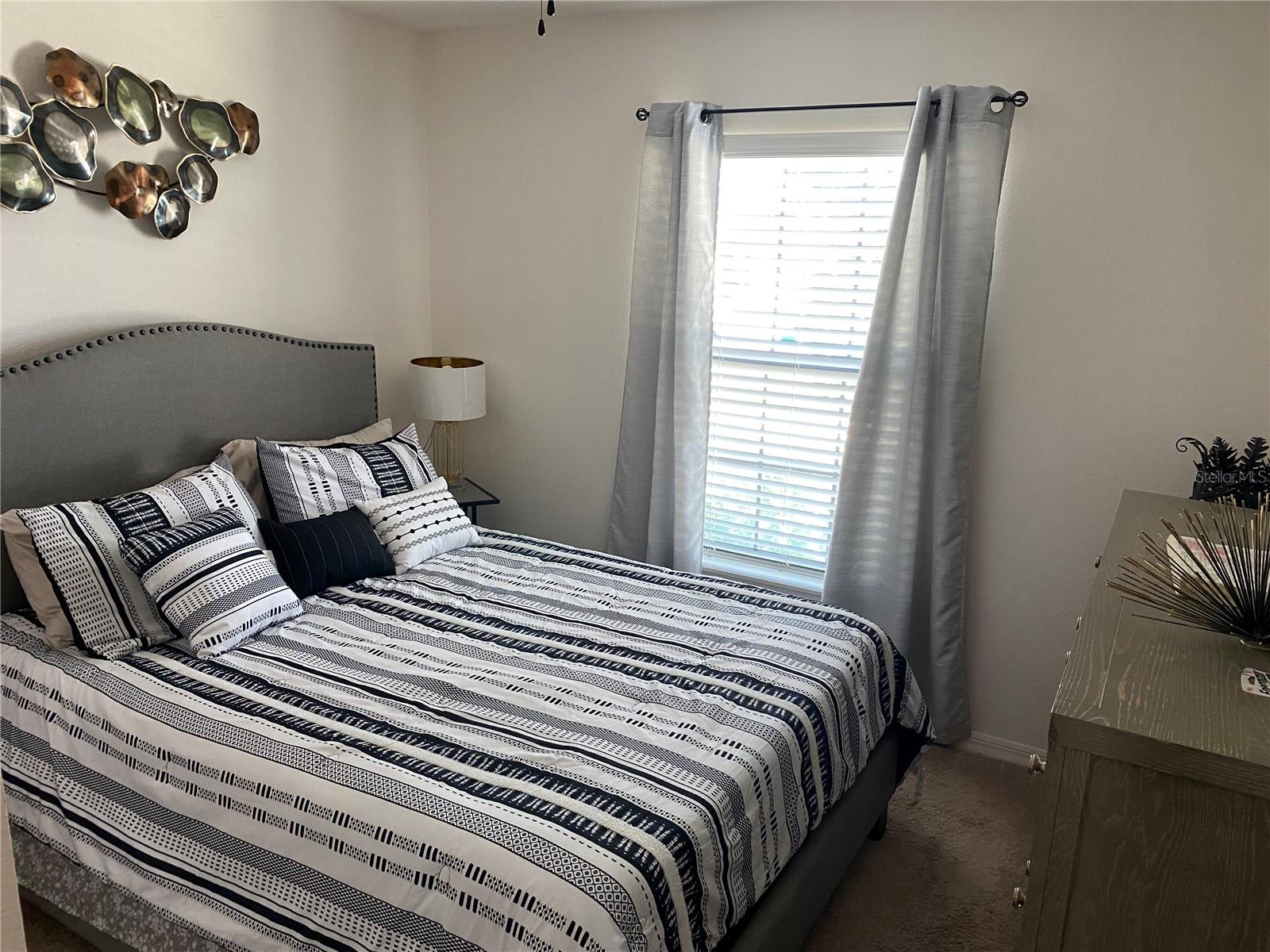 Image 32 of 68 For 1919 Amber Sweet Circle