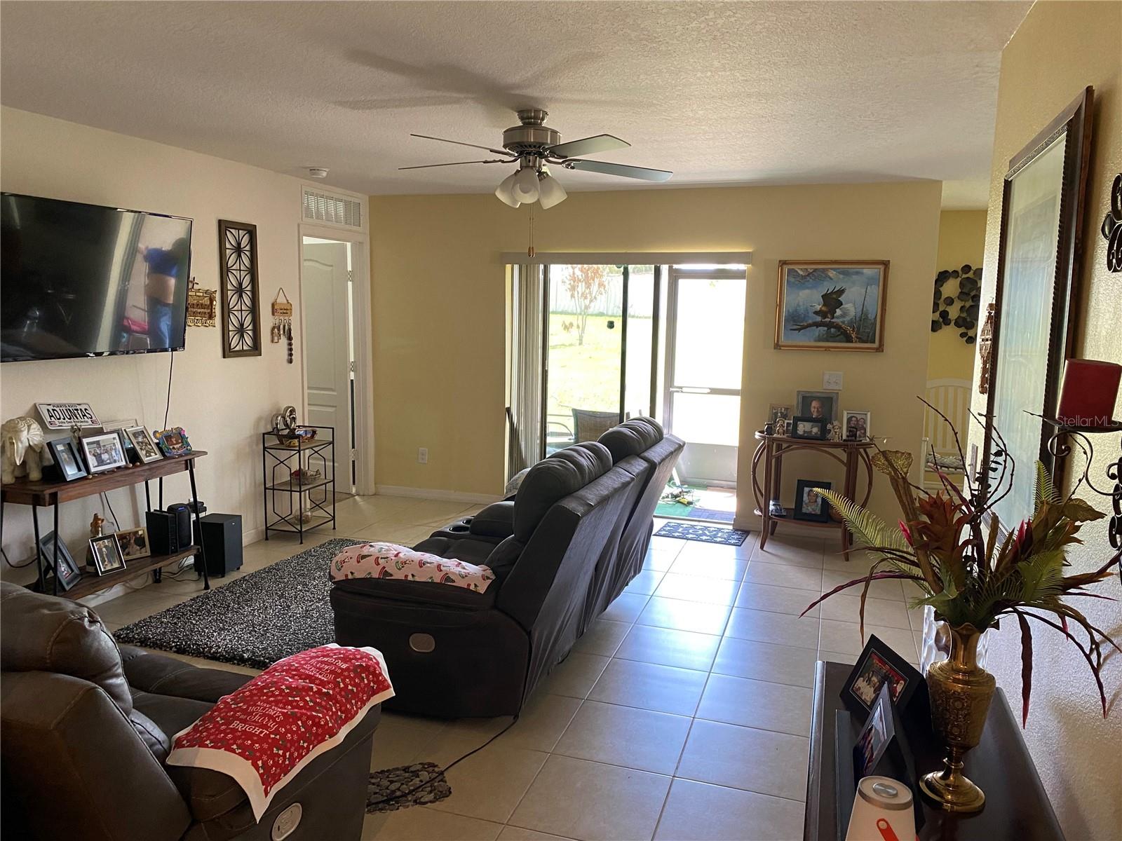 Image 7 of 68 For 1919 Amber Sweet Circle