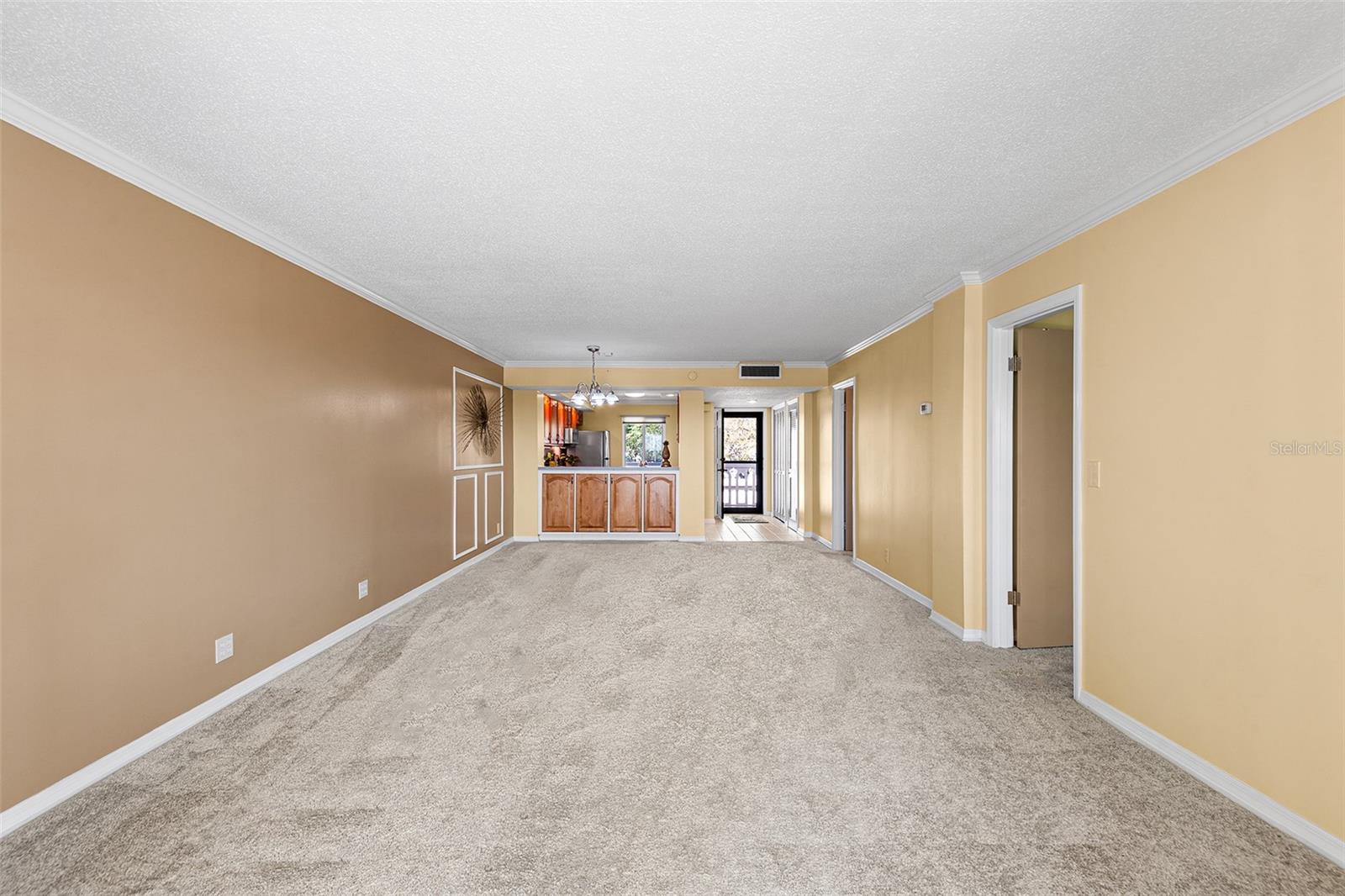 Image 19 of 45 For 1776 6th Street Nw  305