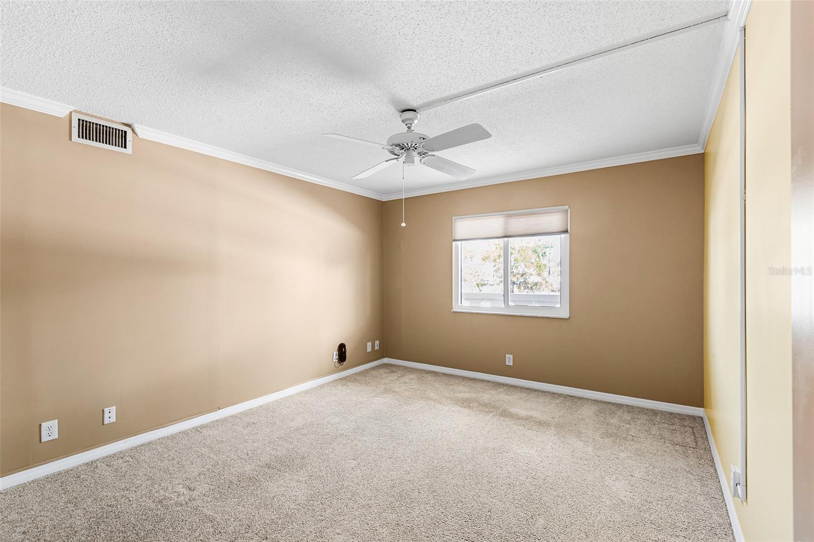 Image 26 of 45 For 1776 6th Street Nw  305