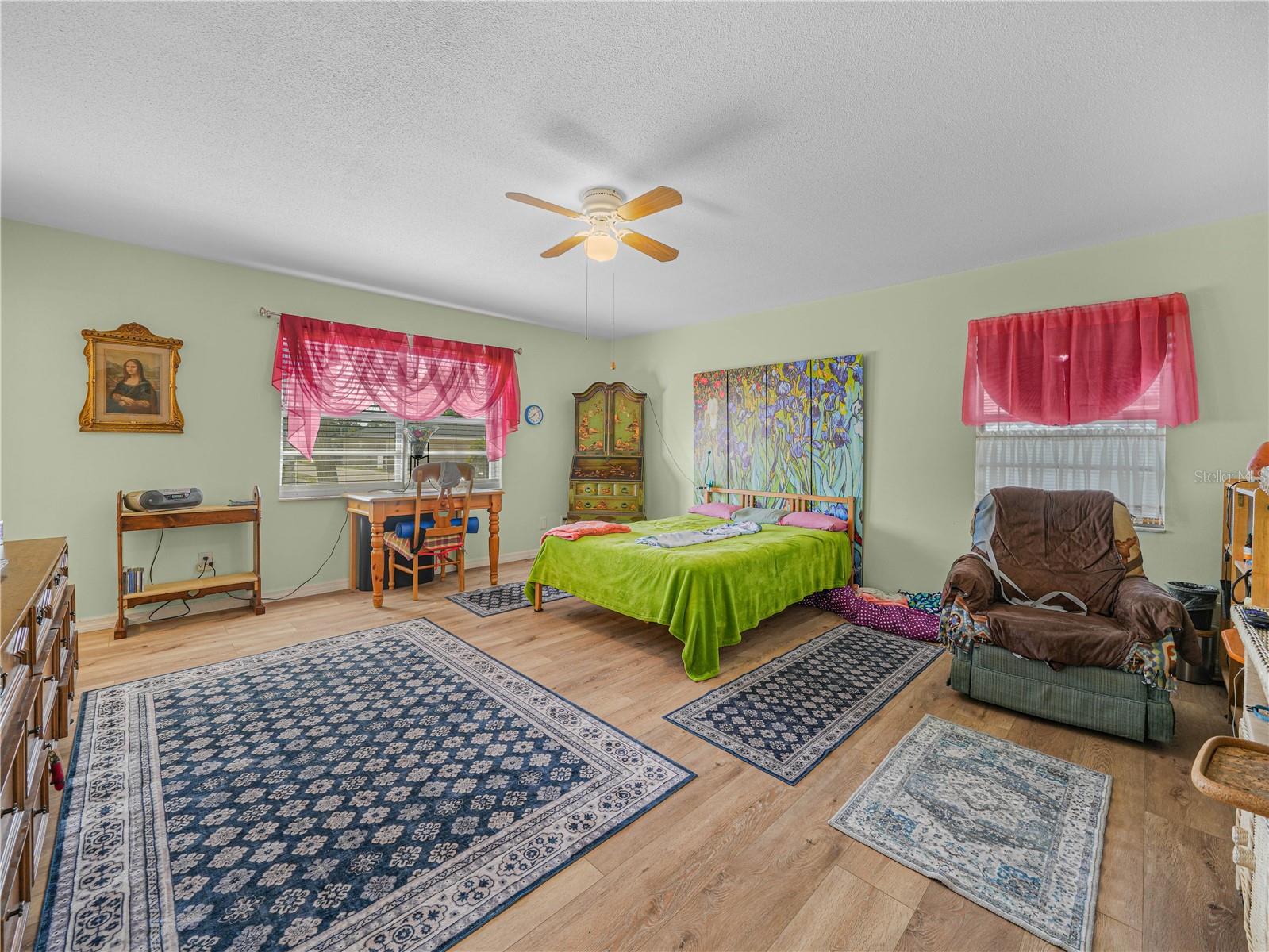 Image 15 of 33 For 7 Pine Run