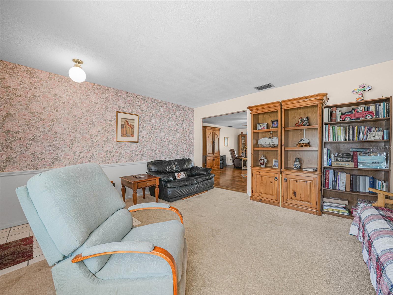 Image 5 of 33 For 7 Pine Run