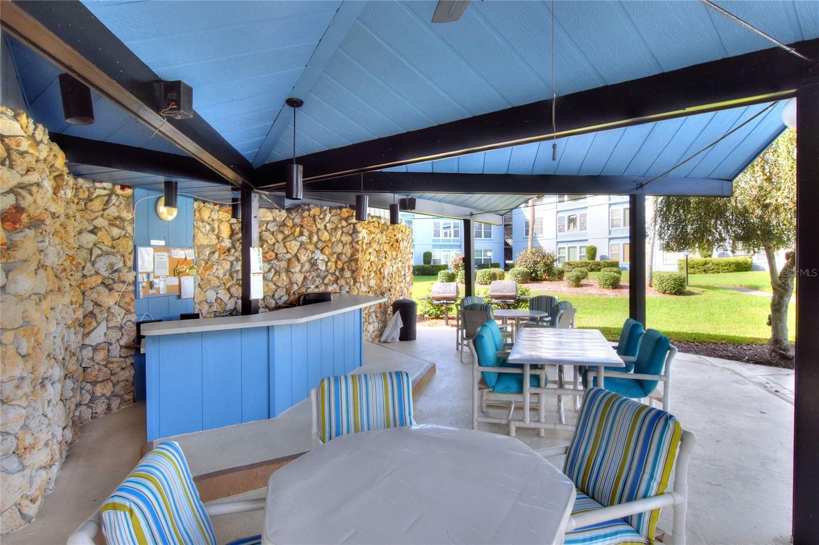 Image 22 of 60 For 333 Lake Howard Drive Nw 113d