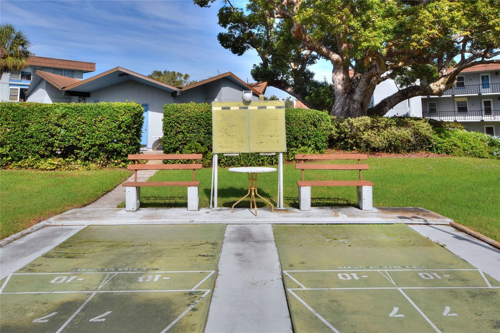 Image 31 of 60 For 333 Lake Howard Drive Nw 113d