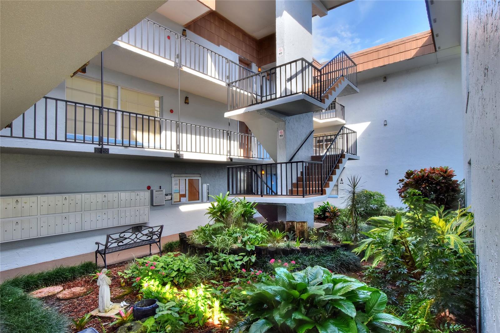 Image 35 of 60 For 333 Lake Howard Drive Nw 113d