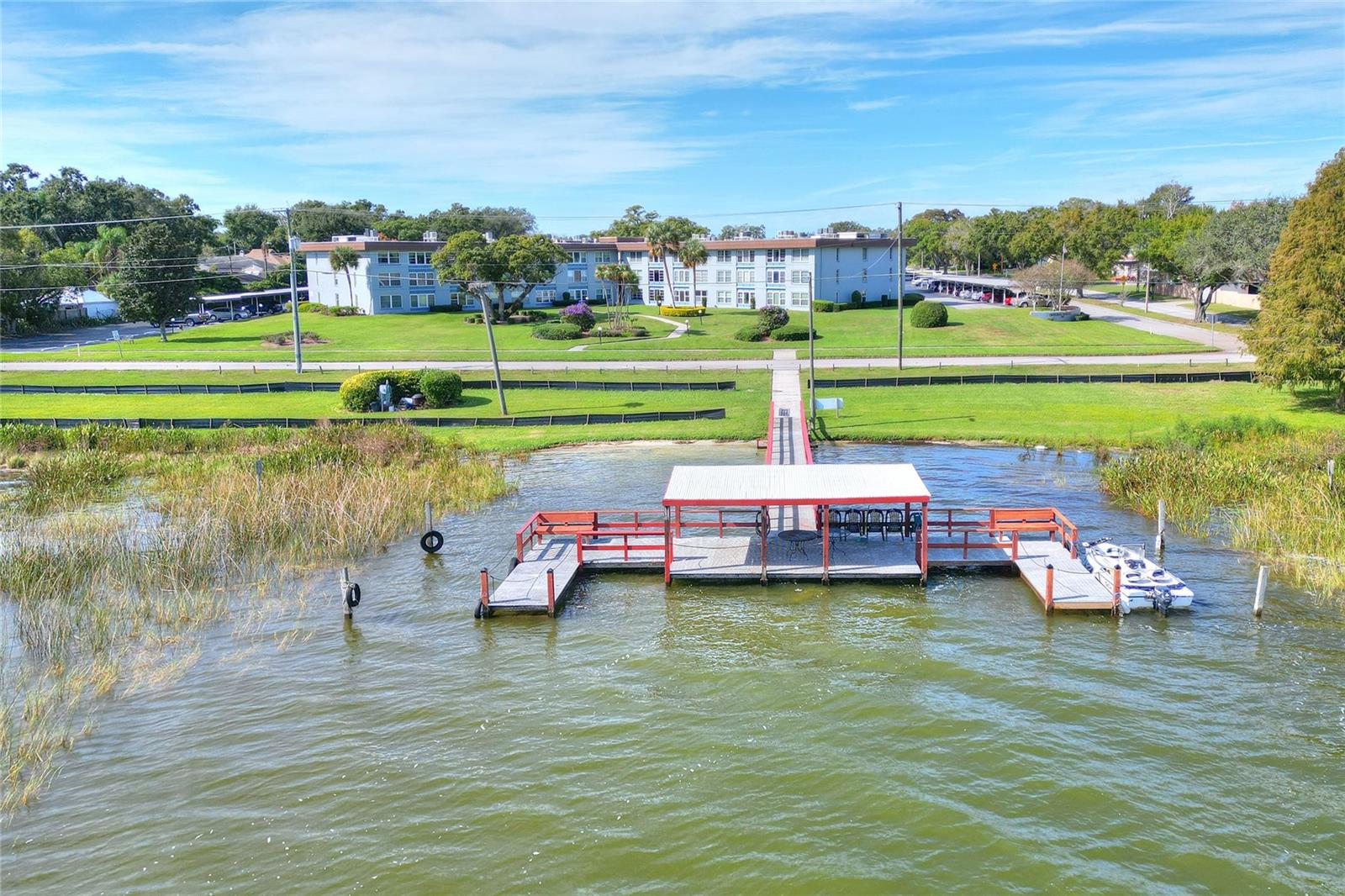 Image 46 of 60 For 333 Lake Howard Drive Nw 113d