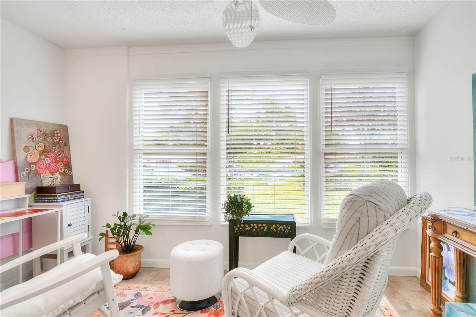 Image 5 of 60 For 333 Lake Howard Drive Nw 113d