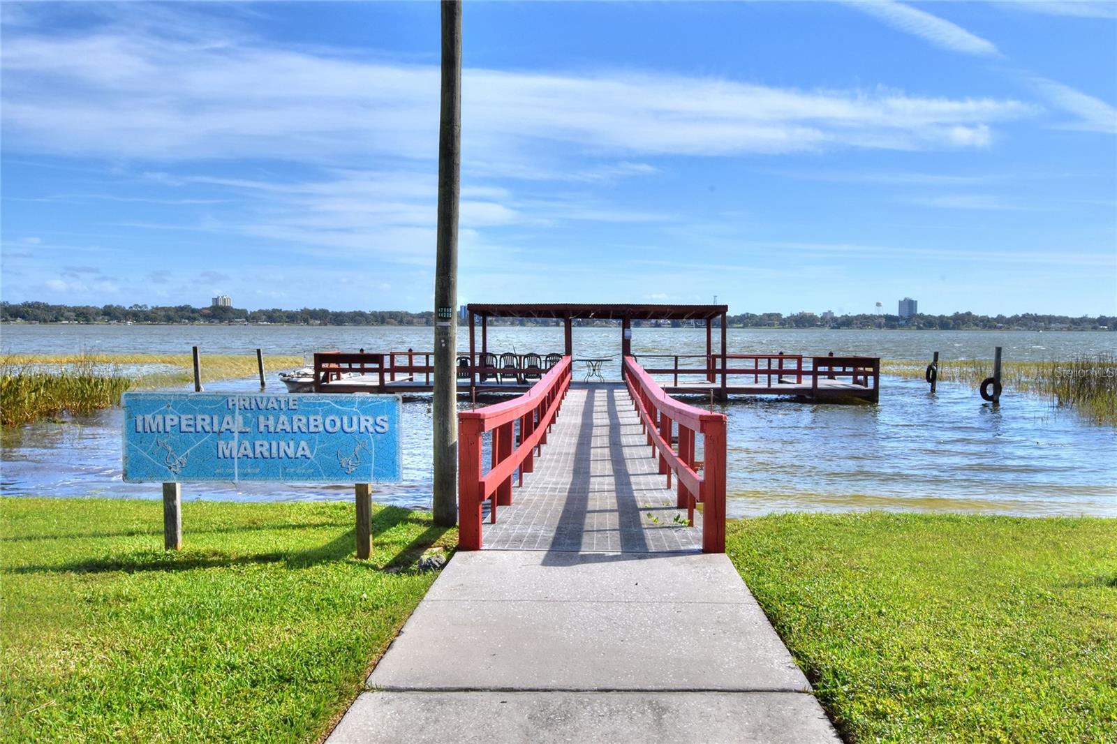 Image 53 of 60 For 333 Lake Howard Drive Nw 113d