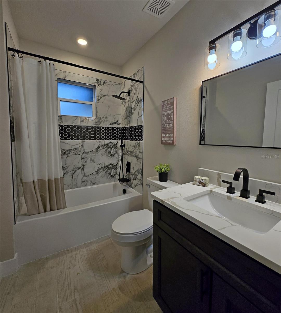 Image 22 of 32 For 6836 Heavitree Drive