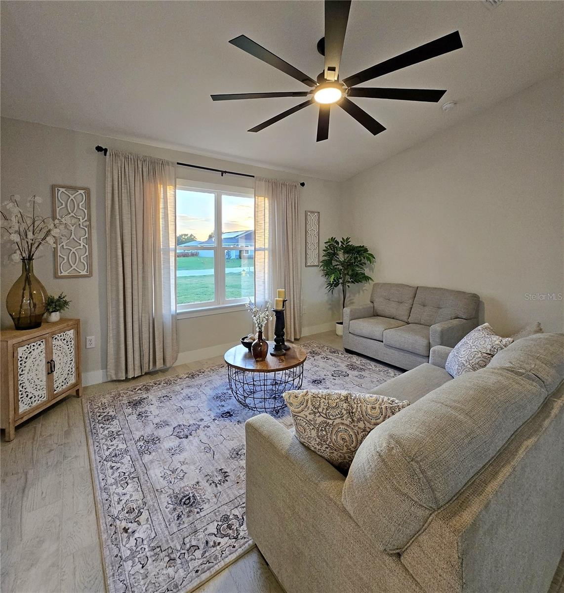 Image 6 of 32 For 6836 Heavitree Drive