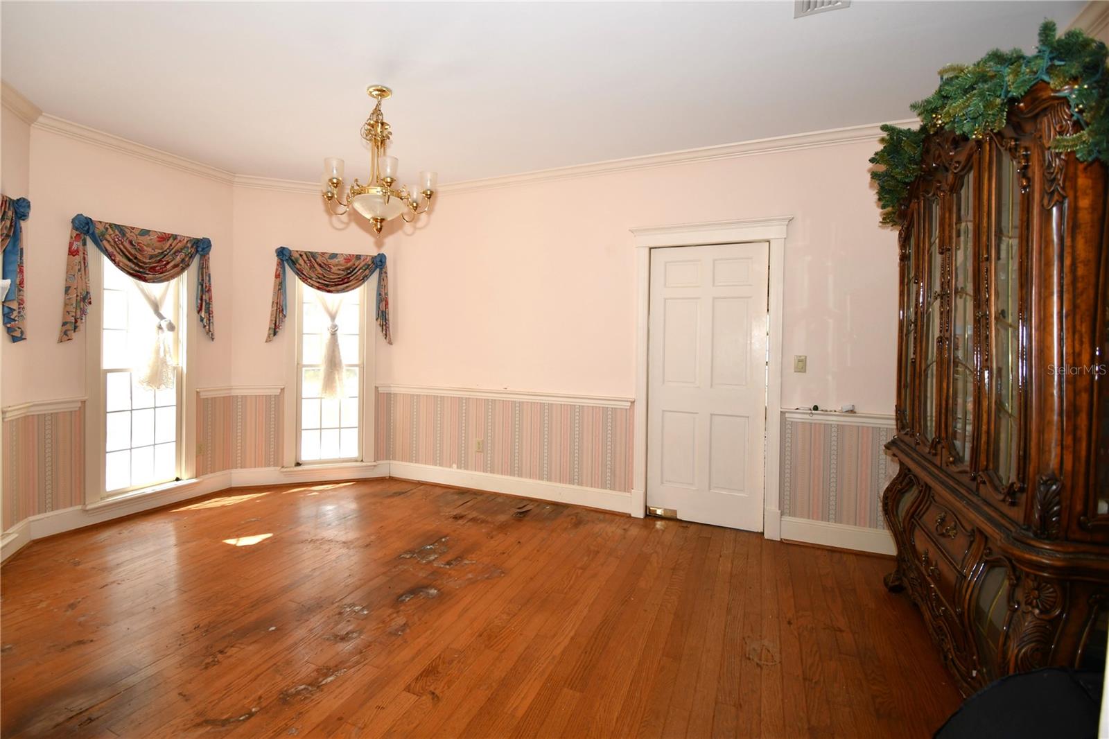 Image 9 of 29 For 600 Old Eustis Road