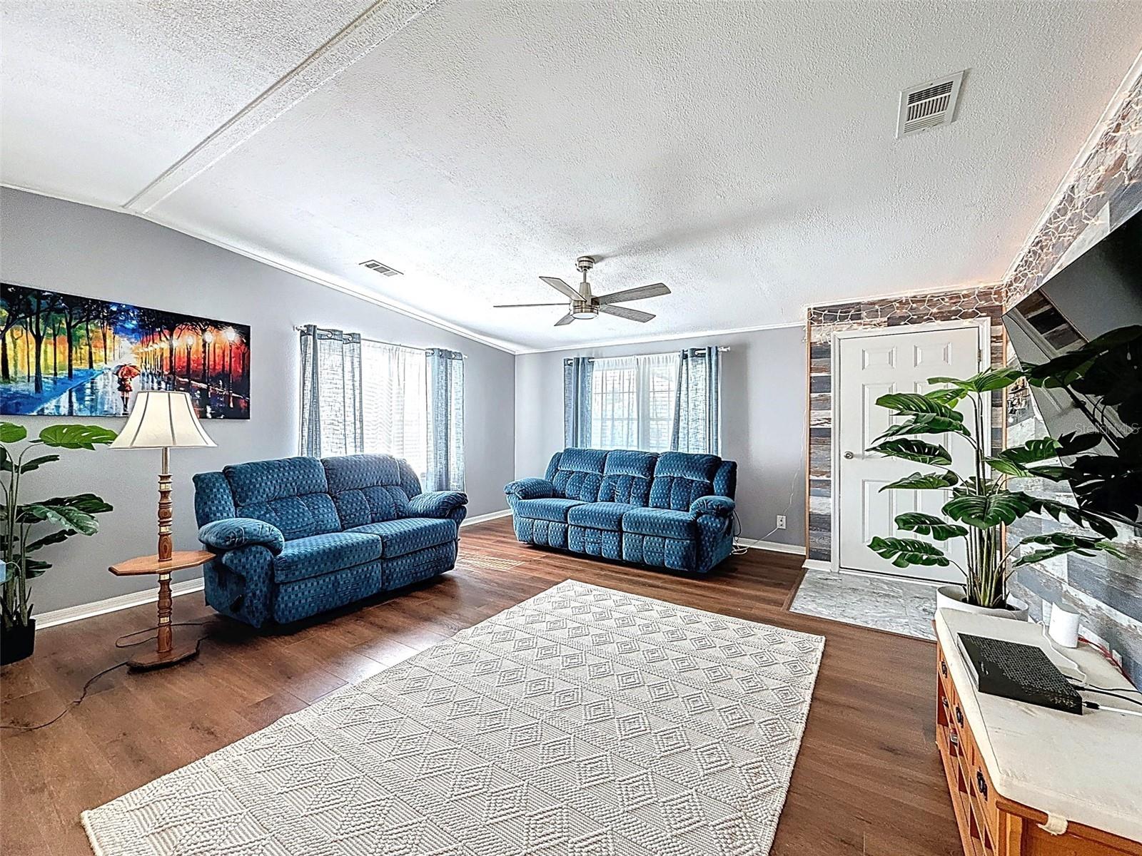 Image 5 of 46 For 81 Straphmore Drive