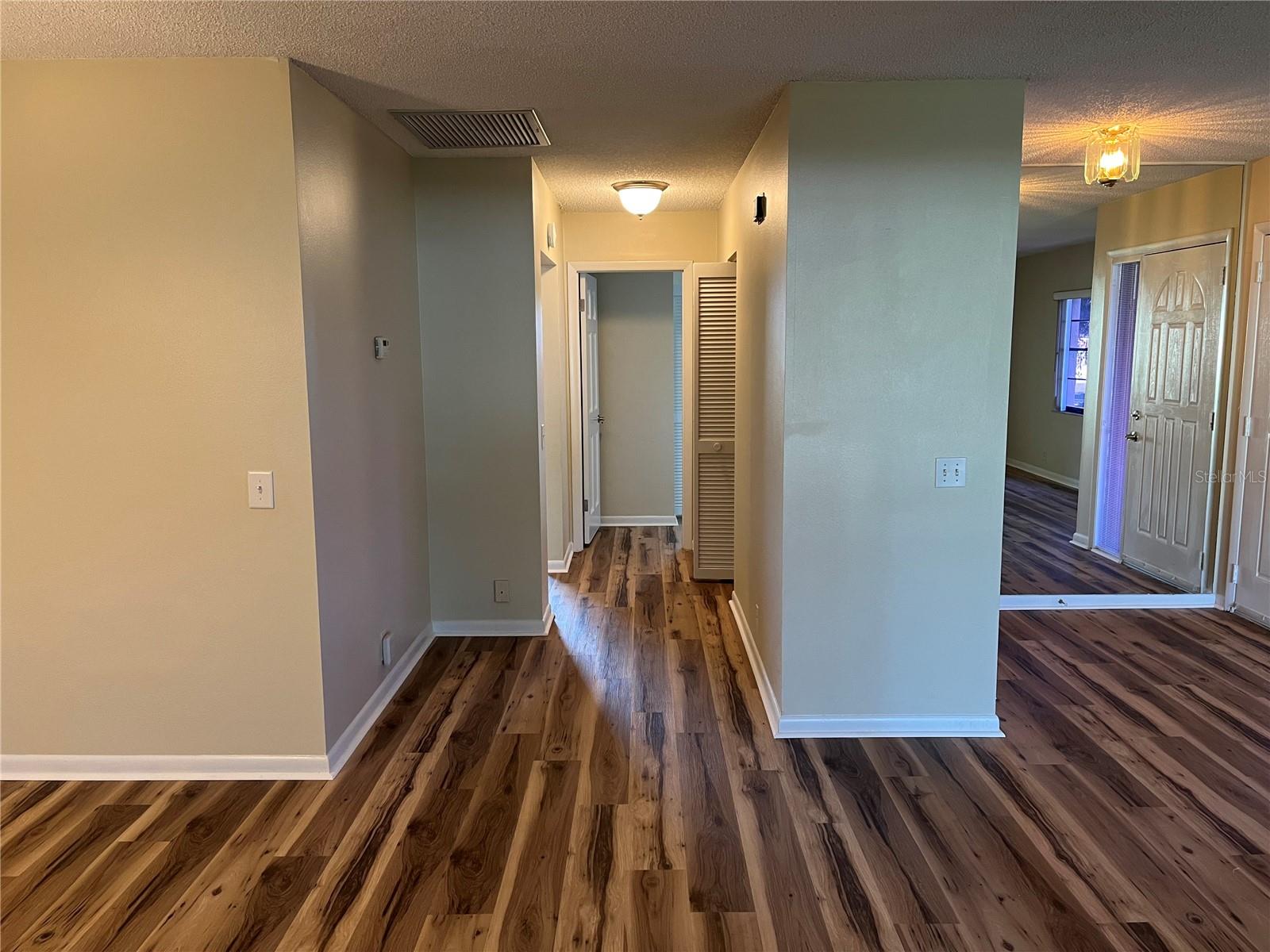 Image 13 of 49 For 1039 Medinah Drive