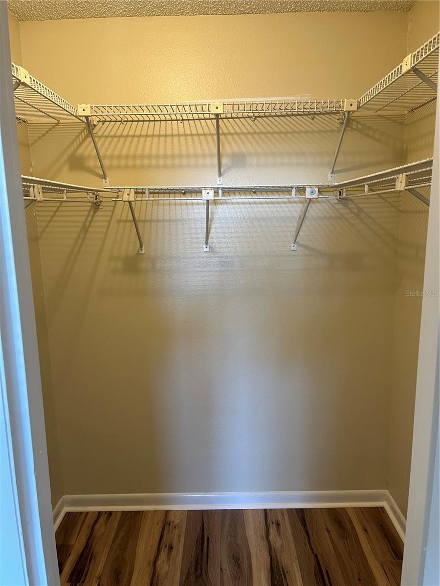 Image 37 of 49 For 1039 Medinah Drive