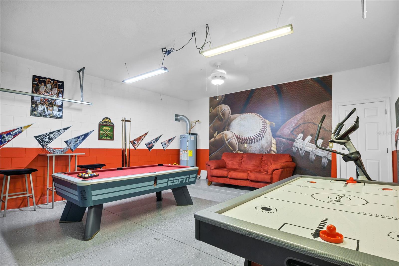 Image 23 of 62 For 1028 Orange Cosmos Boulevard