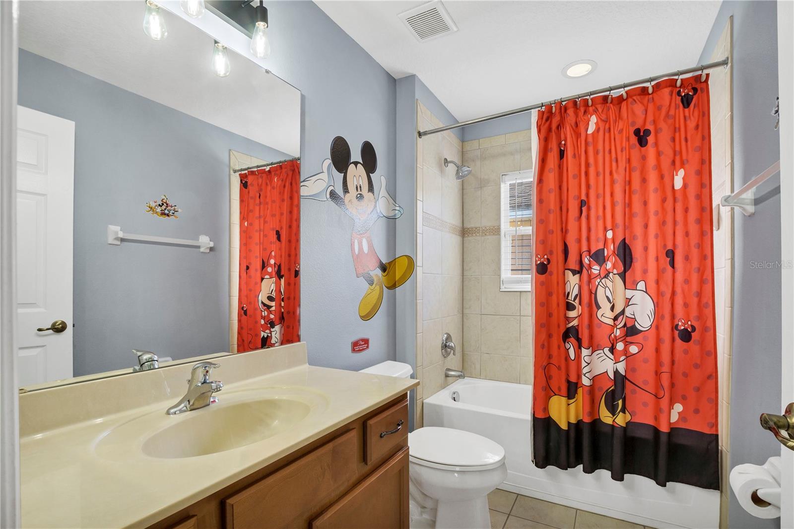 Image 39 of 62 For 1028 Orange Cosmos Boulevard