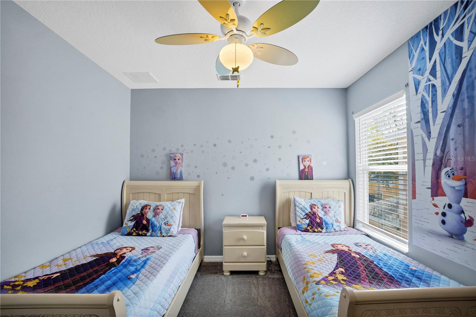 Image 40 of 62 For 1028 Orange Cosmos Boulevard