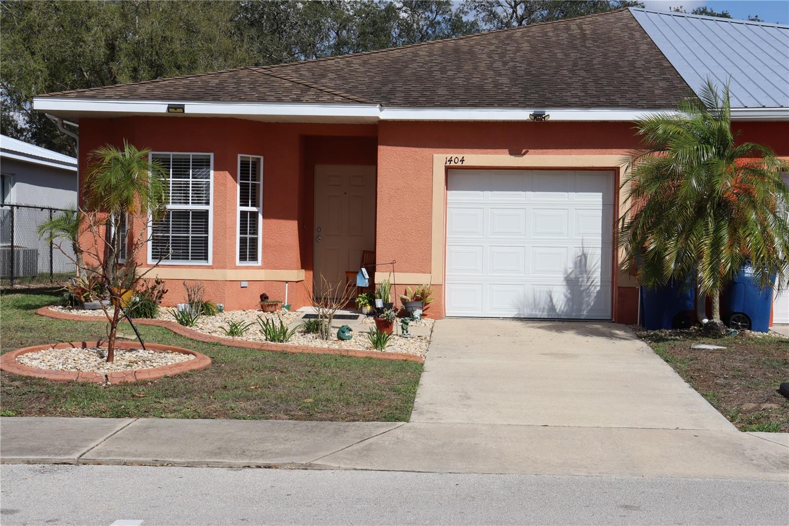 Image 2 of 32 For 1404 Las Villas Boulevard