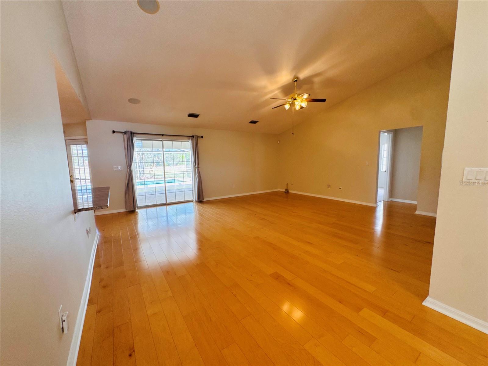 Image 2 of 63 For 1906 Sunrise Drive