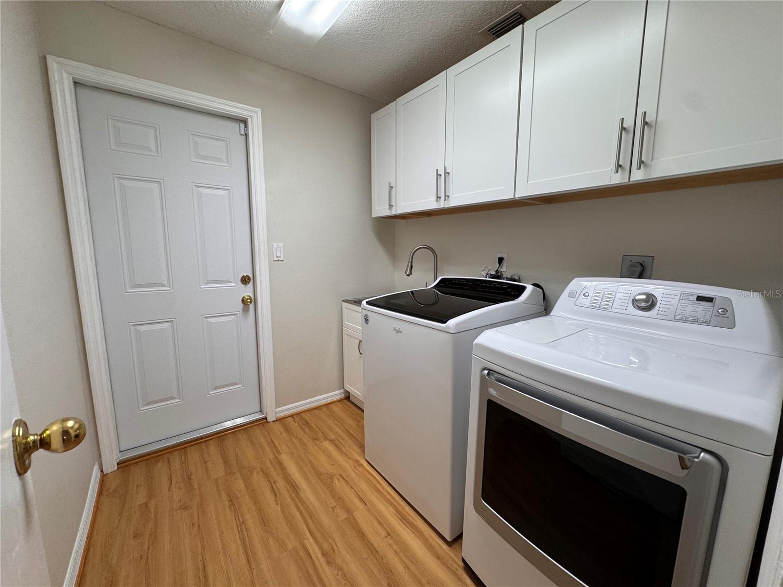 Image 35 of 63 For 1906 Sunrise Drive