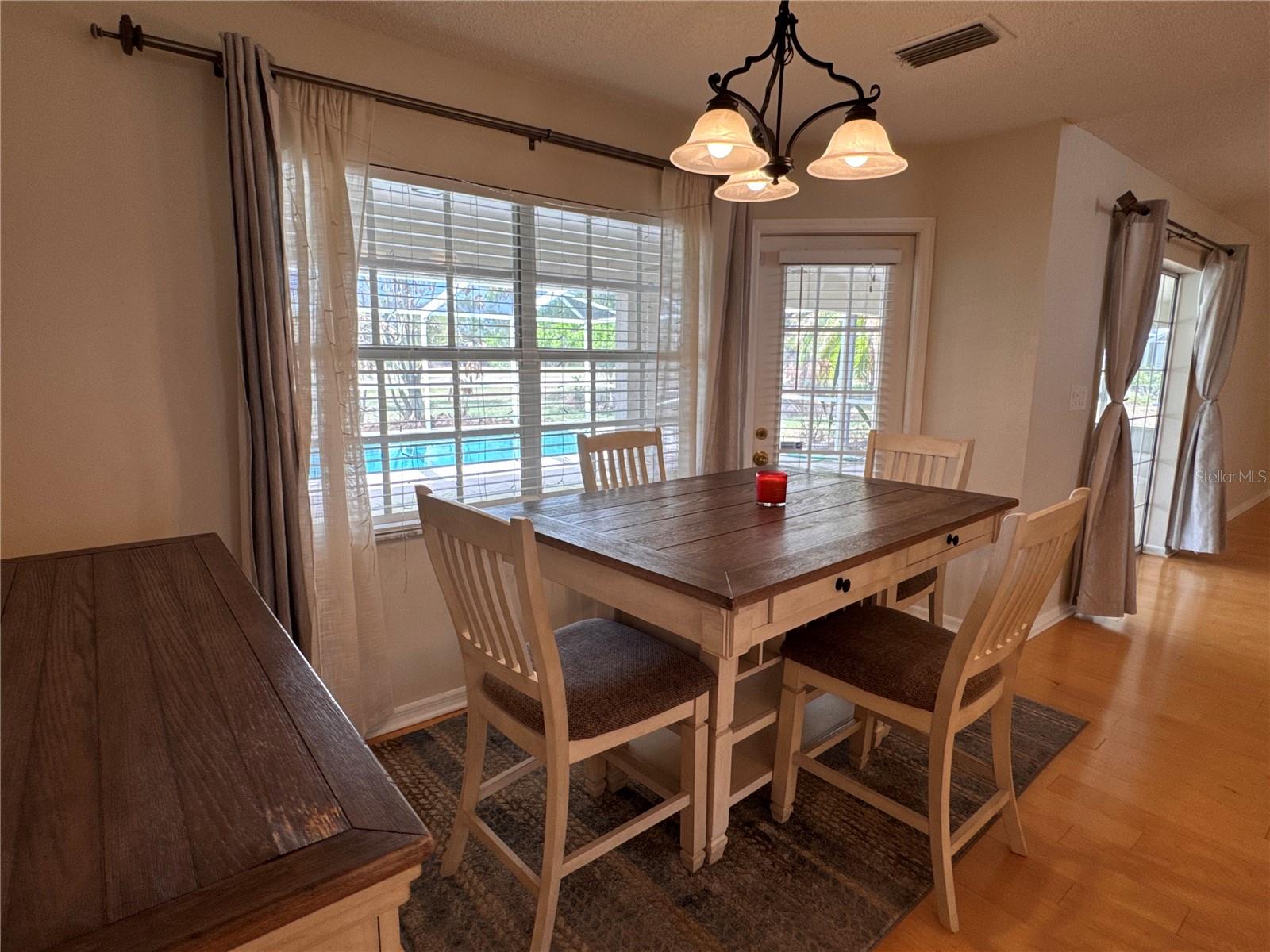 Image 5 of 63 For 1906 Sunrise Drive