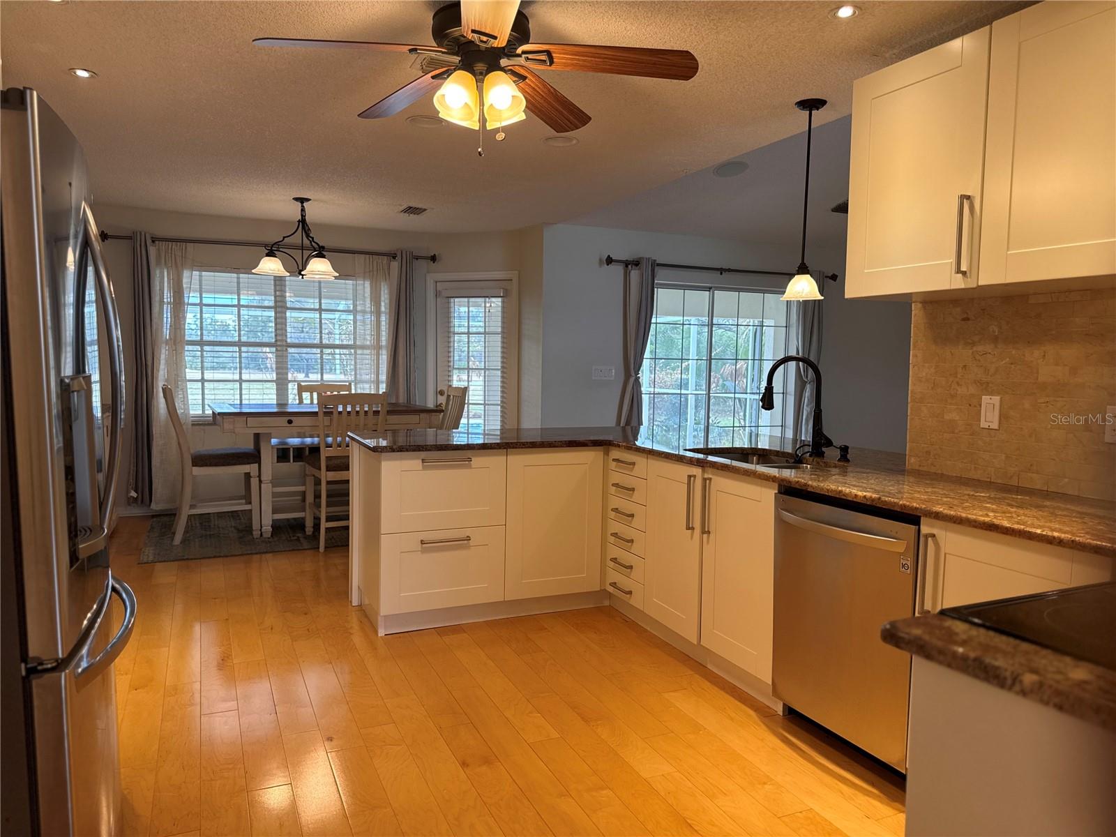 Image 7 of 63 For 1906 Sunrise Drive