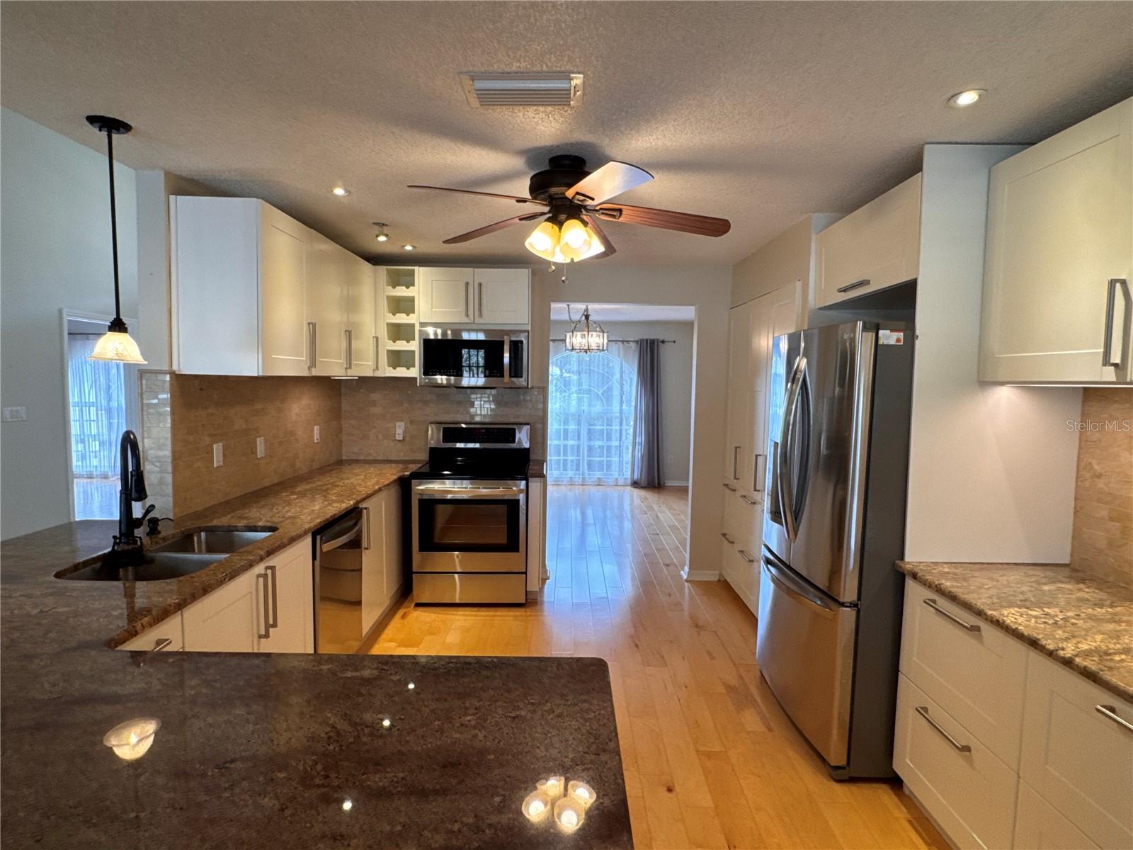 Image 8 of 63 For 1906 Sunrise Drive