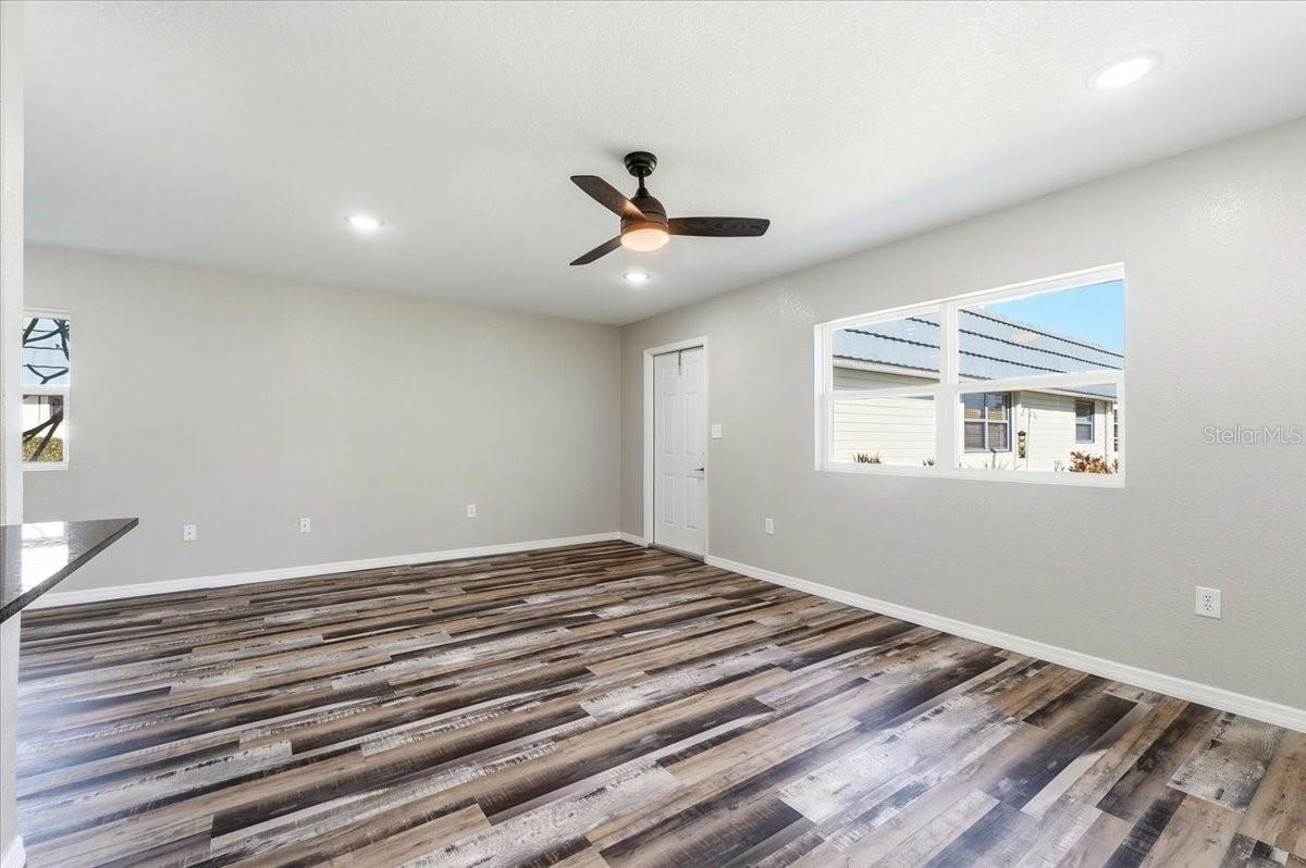 Image 14 of 25 For 205 Andover Place N 119