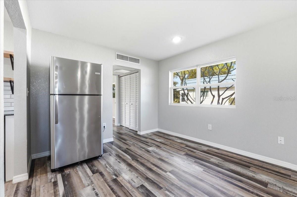 Image 19 of 25 For 205 Andover Place N 119