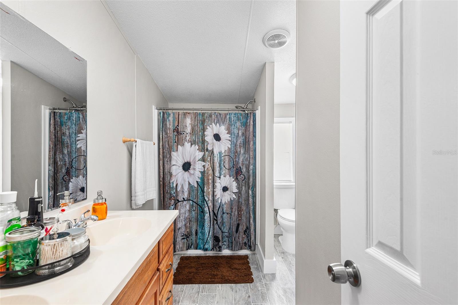 Image 19 of 36 For 15055 Brahma Road