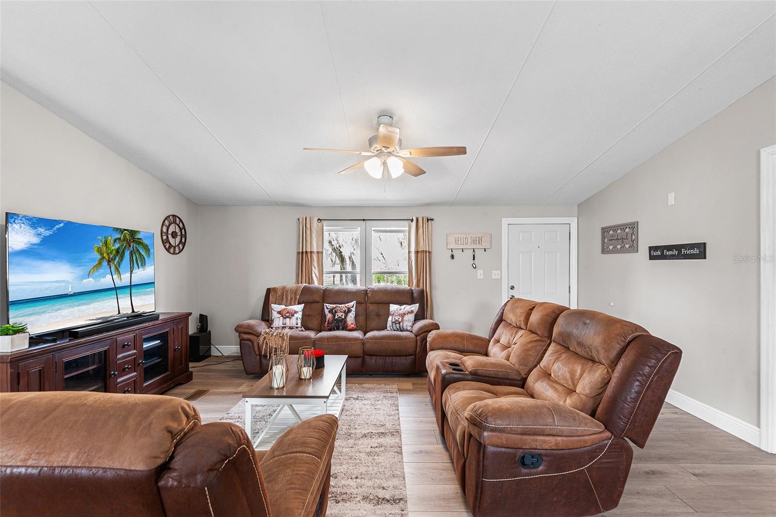 Image 7 of 36 For 15055 Brahma Road