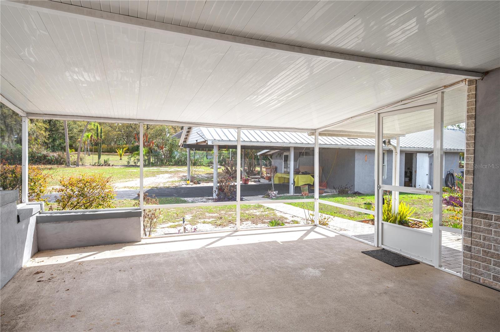 Image 23 of 36 For 200 Britton Street