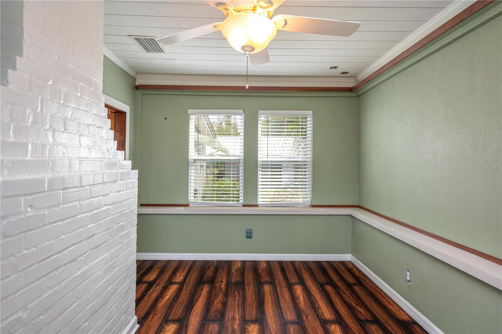 Image 4 of 36 For 200 Britton Street