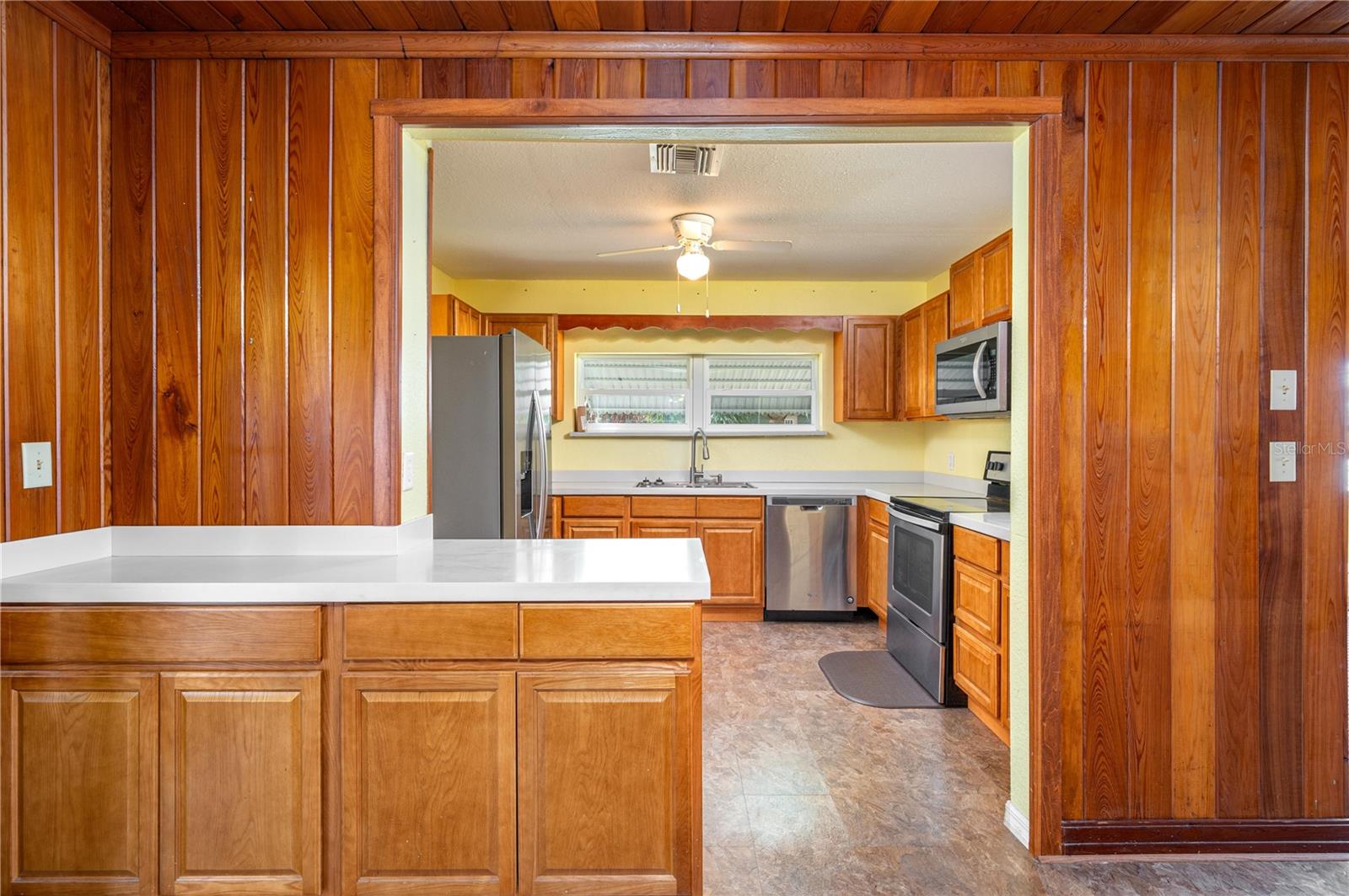 Image 8 of 36 For 200 Britton Street