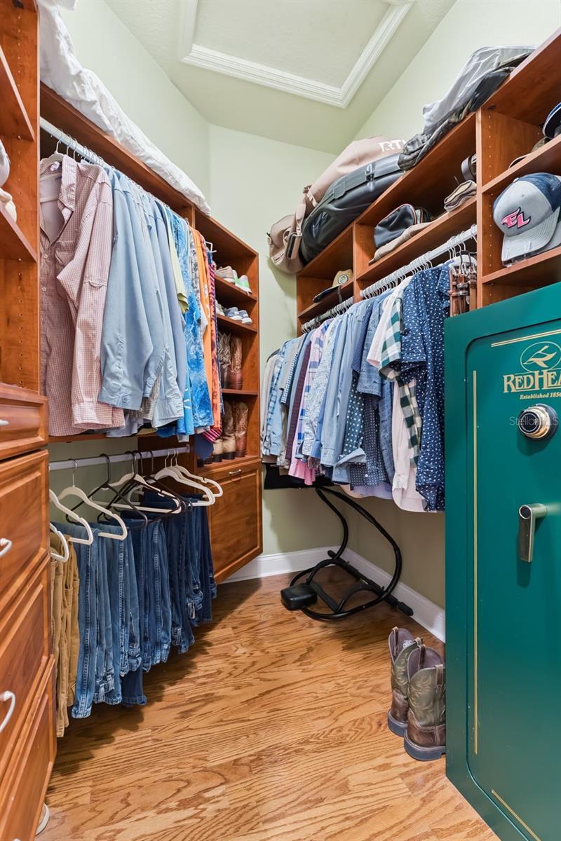 Image 14 of 49 For 3231 Harbor Beach Drive