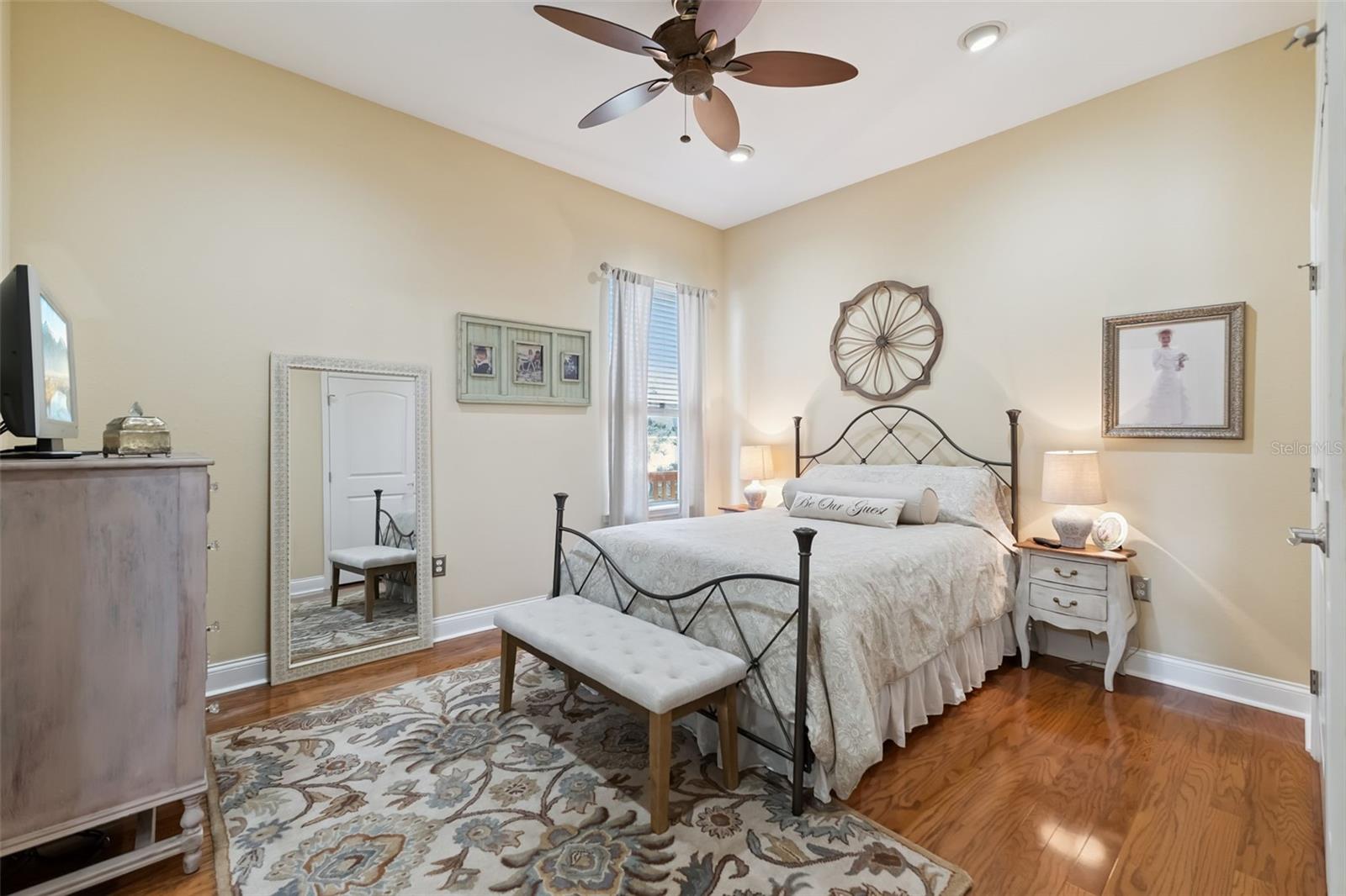 Image 20 of 49 For 3231 Harbor Beach Drive