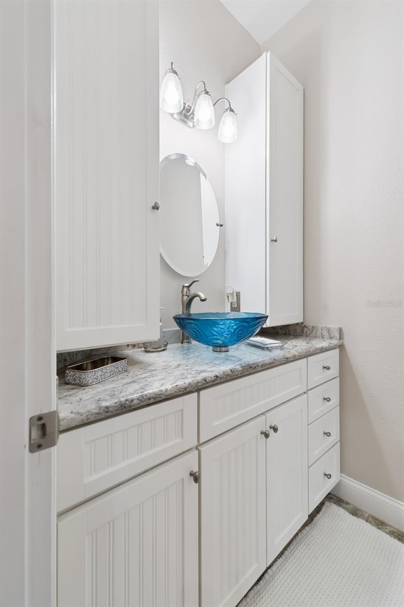 Image 22 of 49 For 3231 Harbor Beach Drive