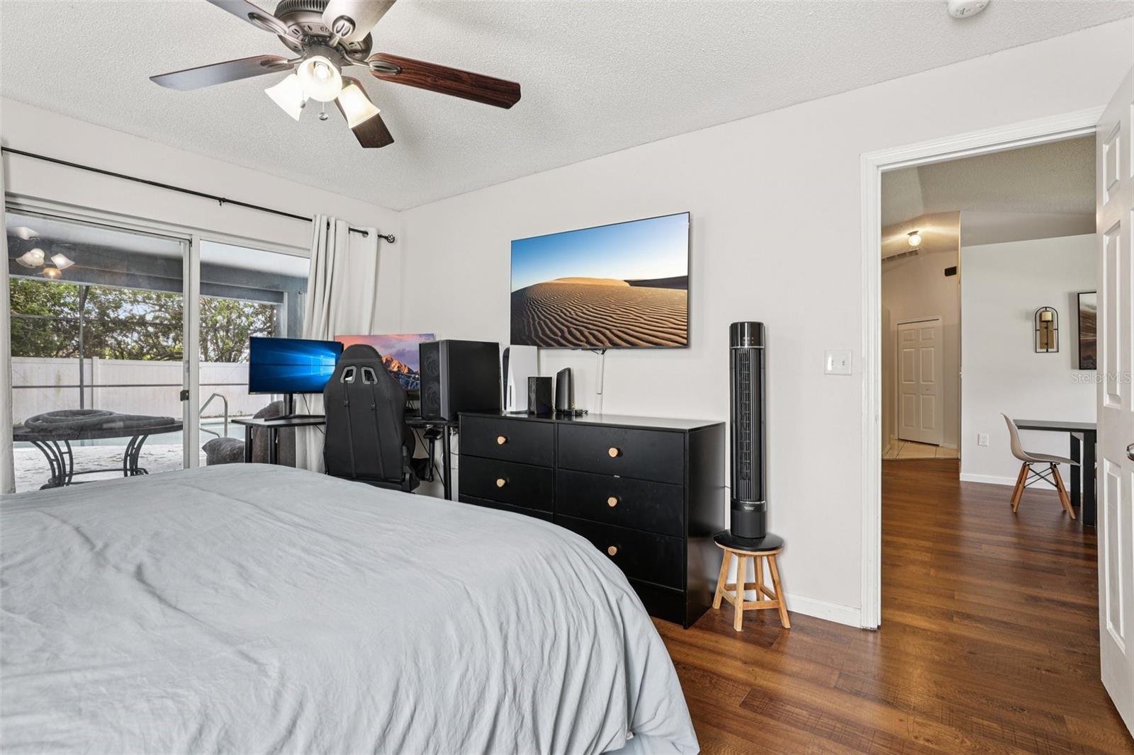 Image 15 of 53 For 857 Marquis Court