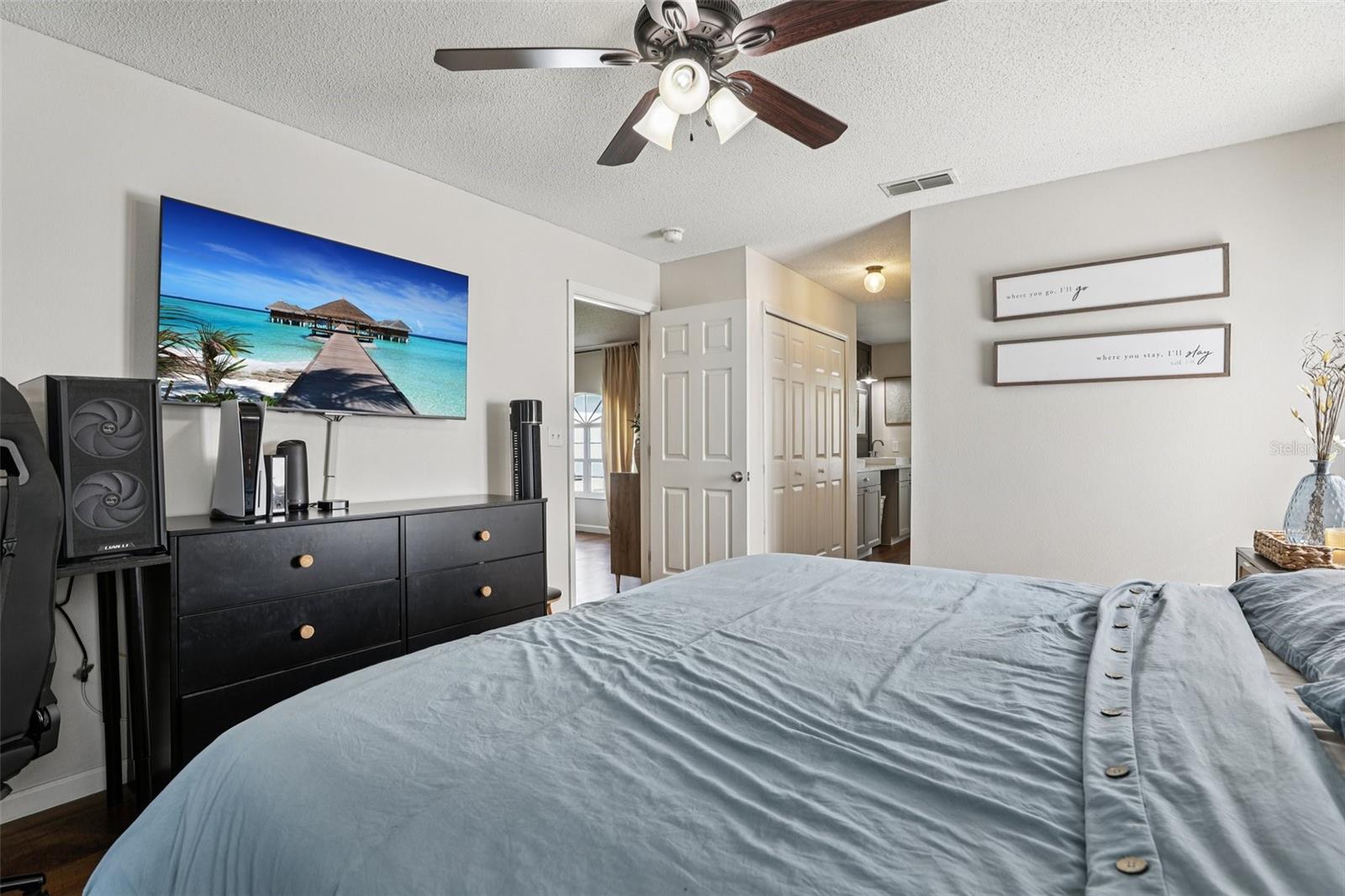 Image 16 of 53 For 857 Marquis Court