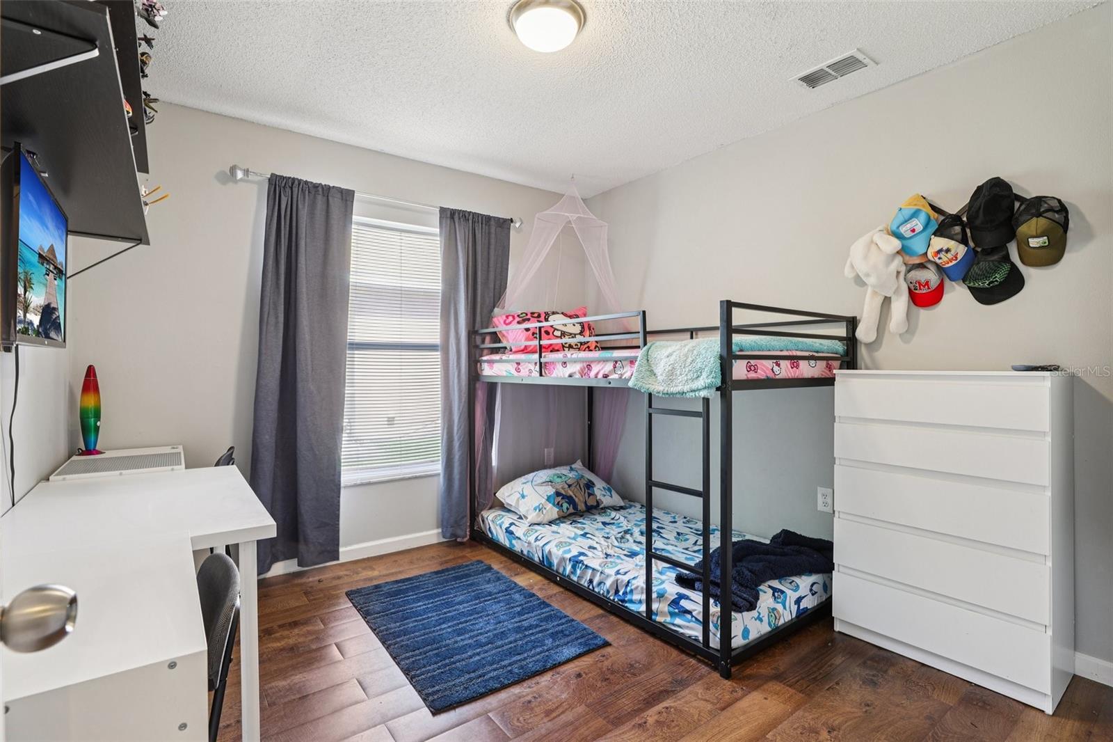 Image 25 of 53 For 857 Marquis Court